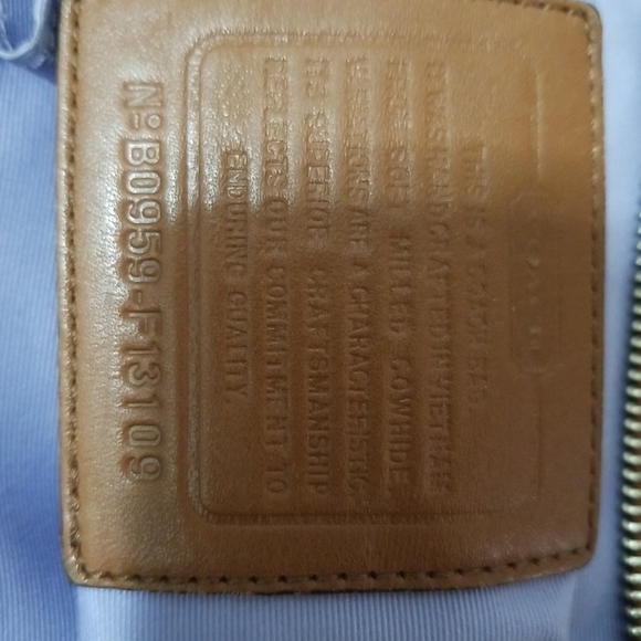 Coach Large Soho Off White Pebble Leather Tote Bag Handbag F13109. - Picture 13 of 13